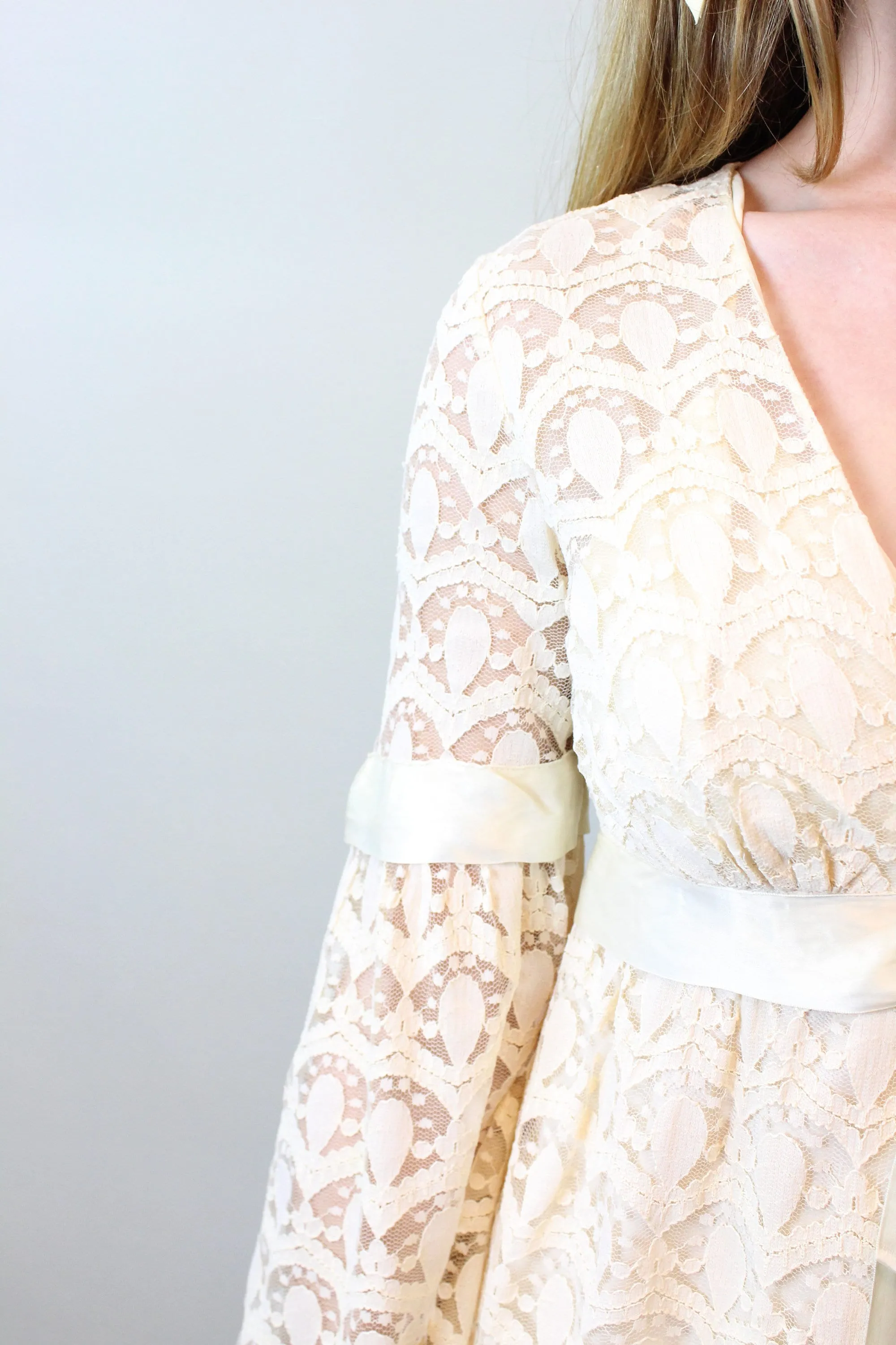 1960s BELL SLEEVES lace wedding dress xs | new spring summer