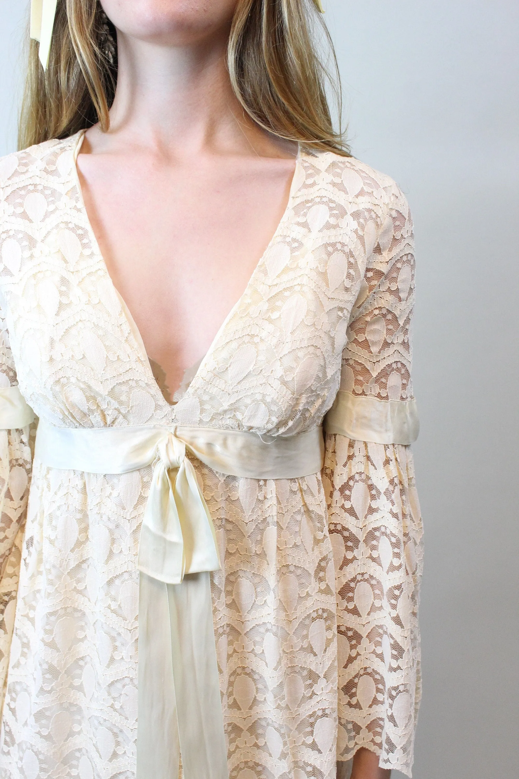 1960s BELL SLEEVES lace wedding dress xs | new spring summer