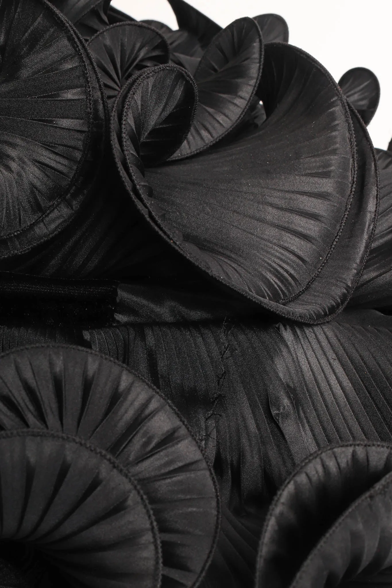 1985 A/W Couture Ruffle Pleat Velvet Taffeta Gown