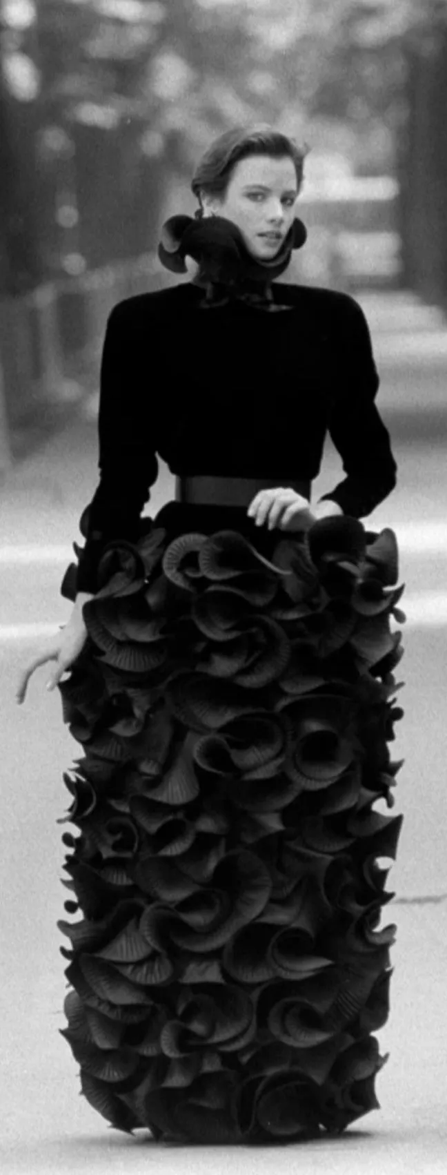 1985 A/W Couture Ruffle Pleat Velvet Taffeta Gown