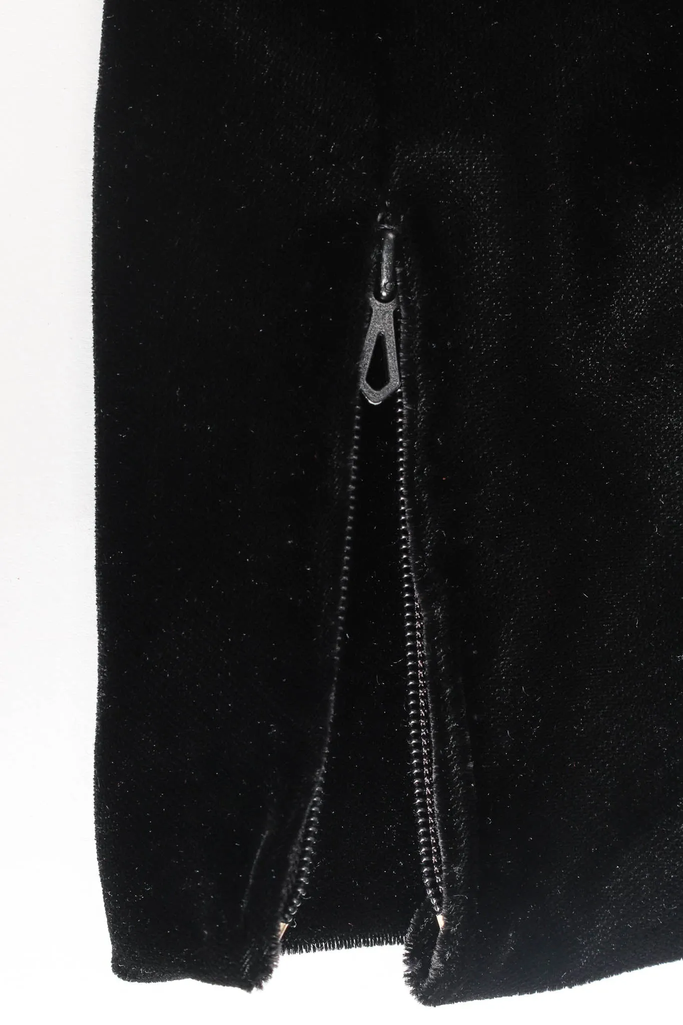 1985 A/W Couture Ruffle Pleat Velvet Taffeta Gown