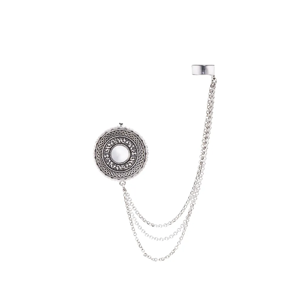 Aghbyur cuff earrings