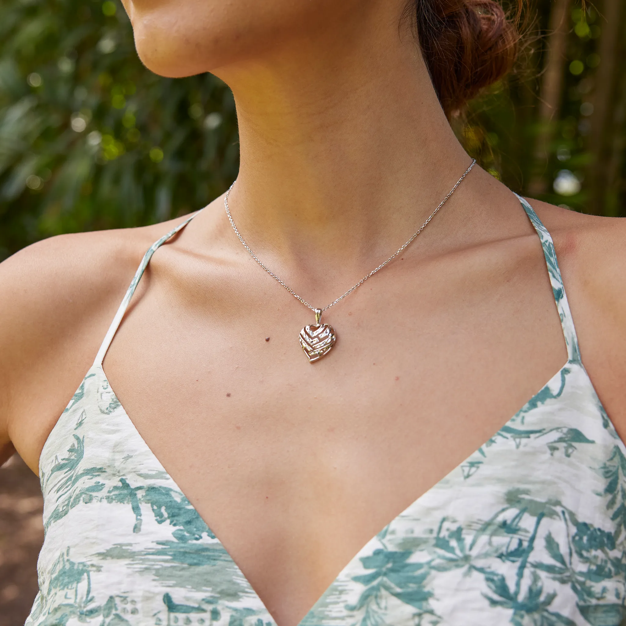 Aloha Heart Pendant in White Gold - 18mm