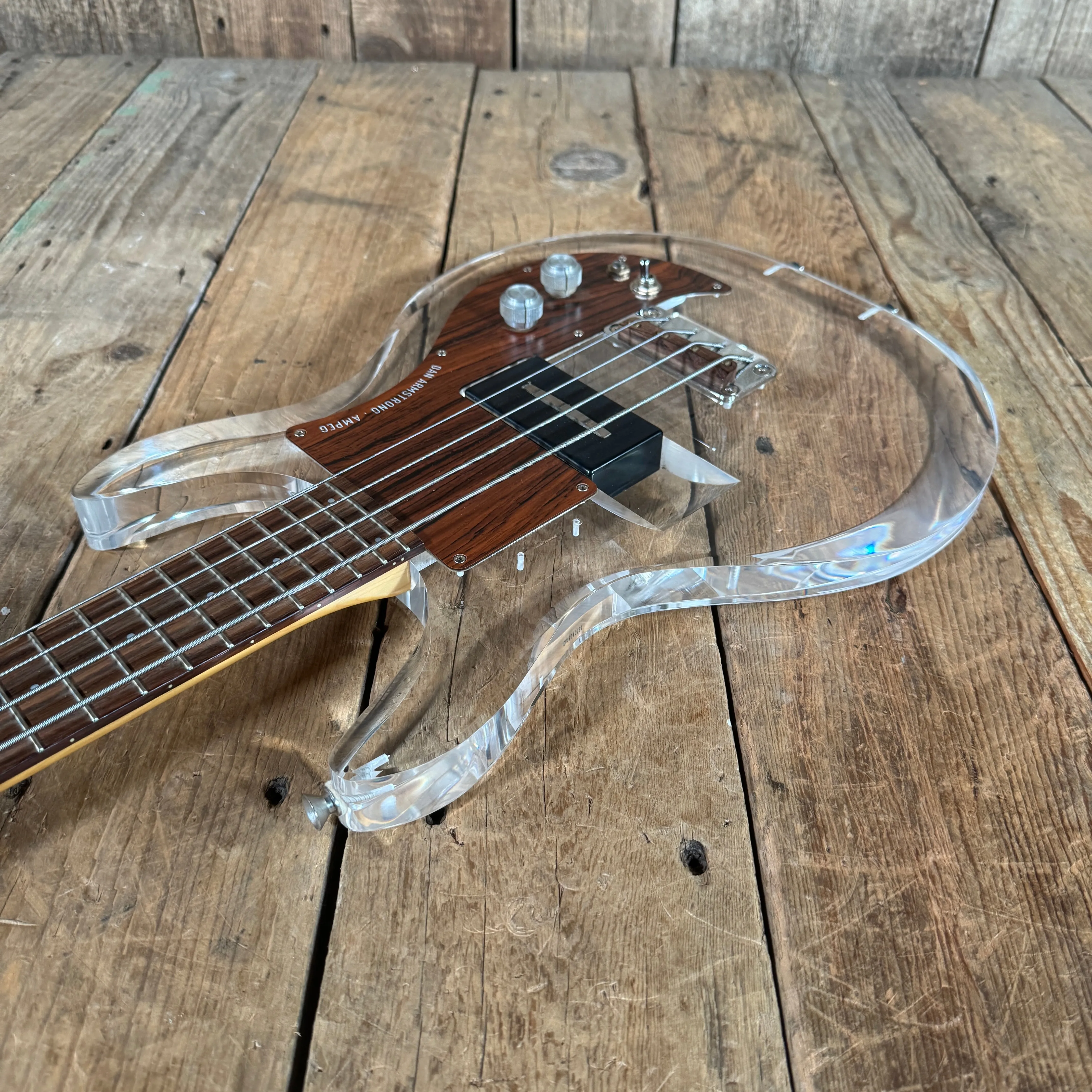 Ampeg Dan Armstrong ADA4 Lucite Bass Reissue 2010 Clear Lucite