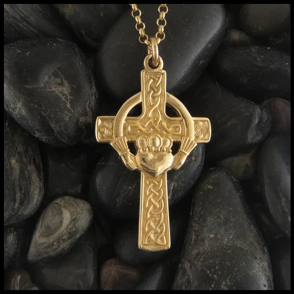 Claddagh Cross Pendant in Gold