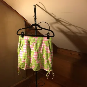 Crown &amp; Ivy Pink Green Tropical Skort with Pockets, EUC, PM