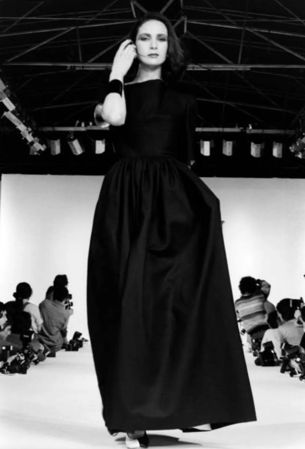 Dreamy Spring 1984 Lanvin by Jules-Francois Crahay Runway Red Linen & Black Dress w Open Bow Back