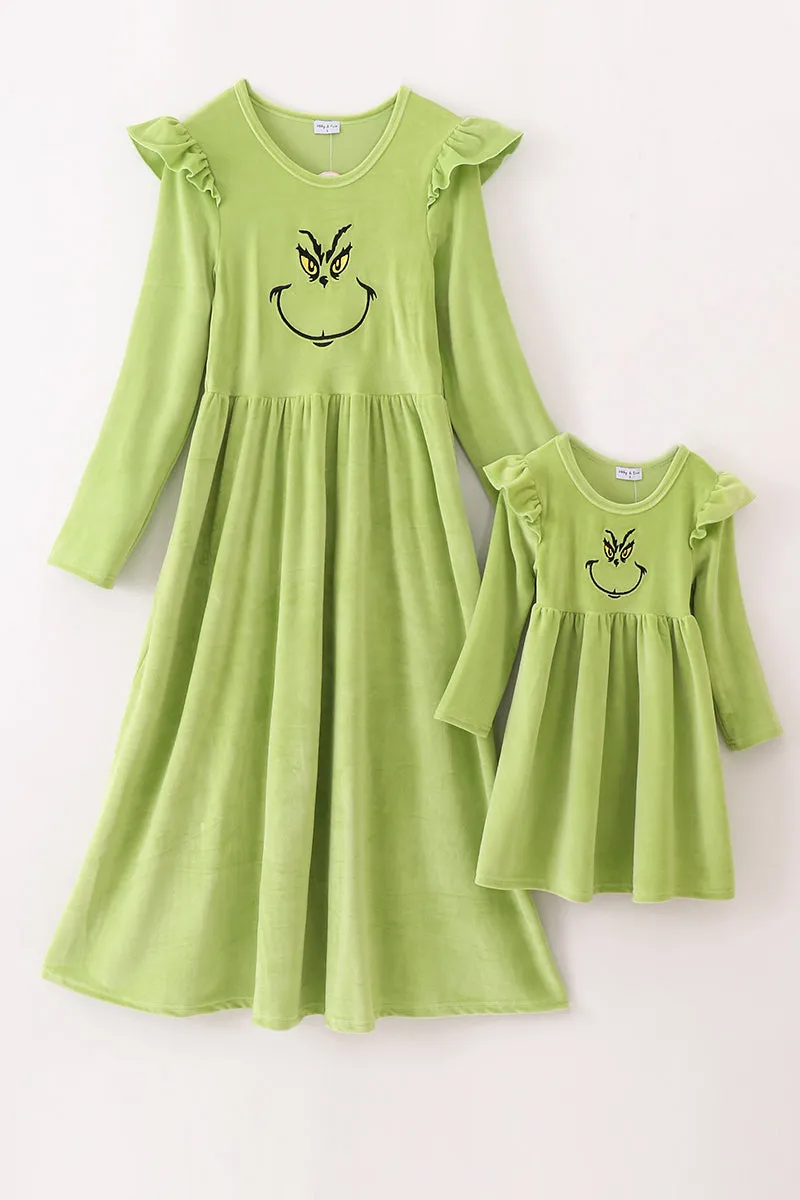 Green Velvet Christmas Charactor Embroidery Mom&me Dress