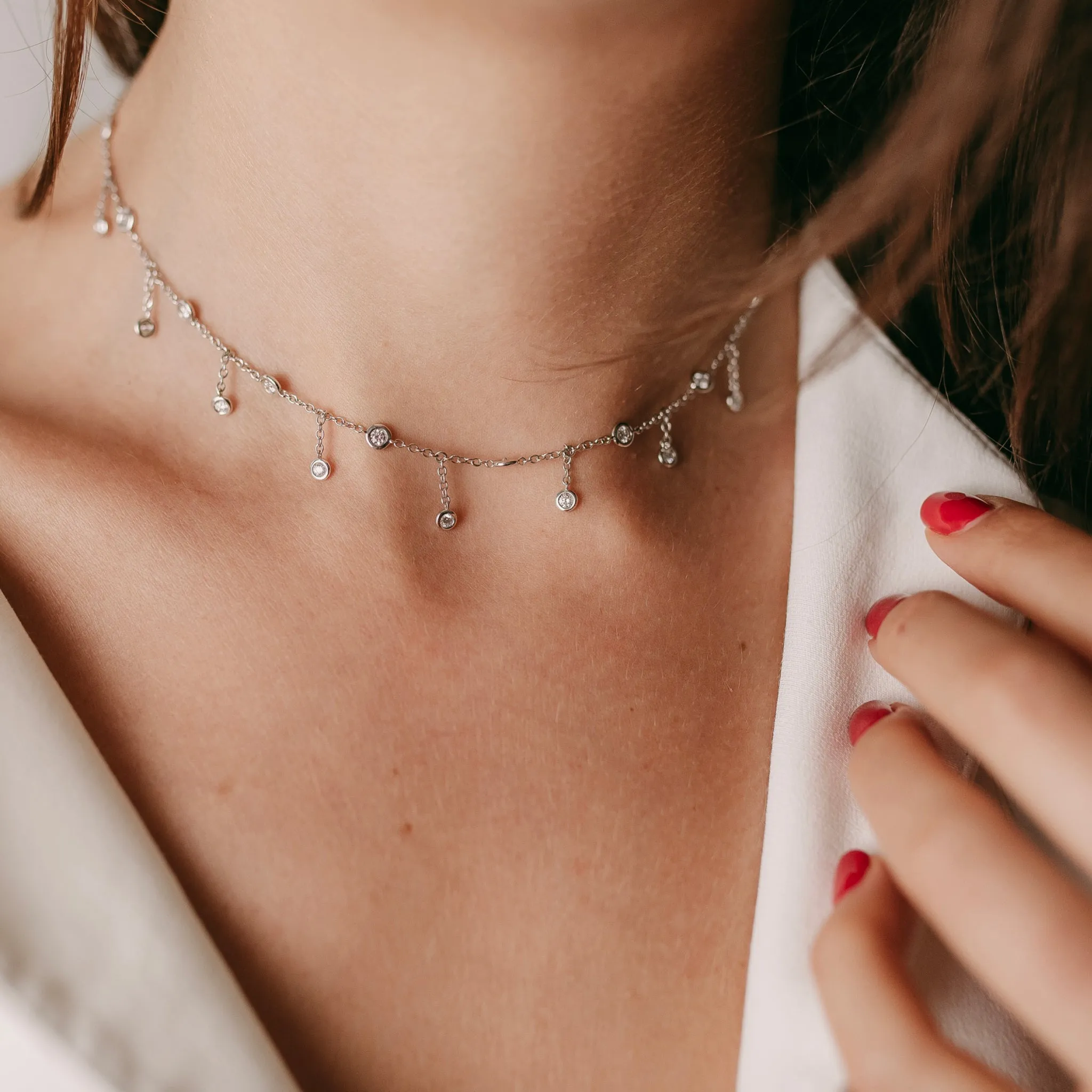Hanging Diamonds Choker Necklace