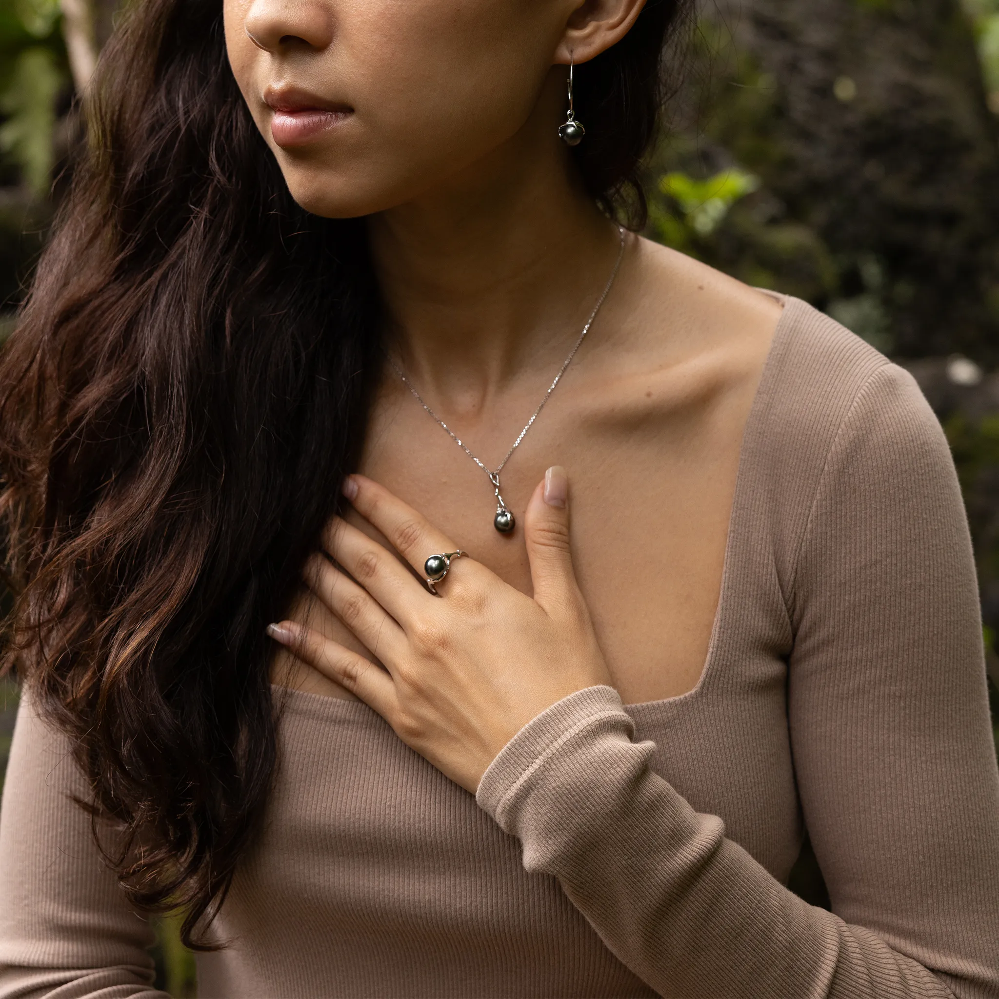 Heritage Tahitian Pearl Pendant in White Gold - 25mm