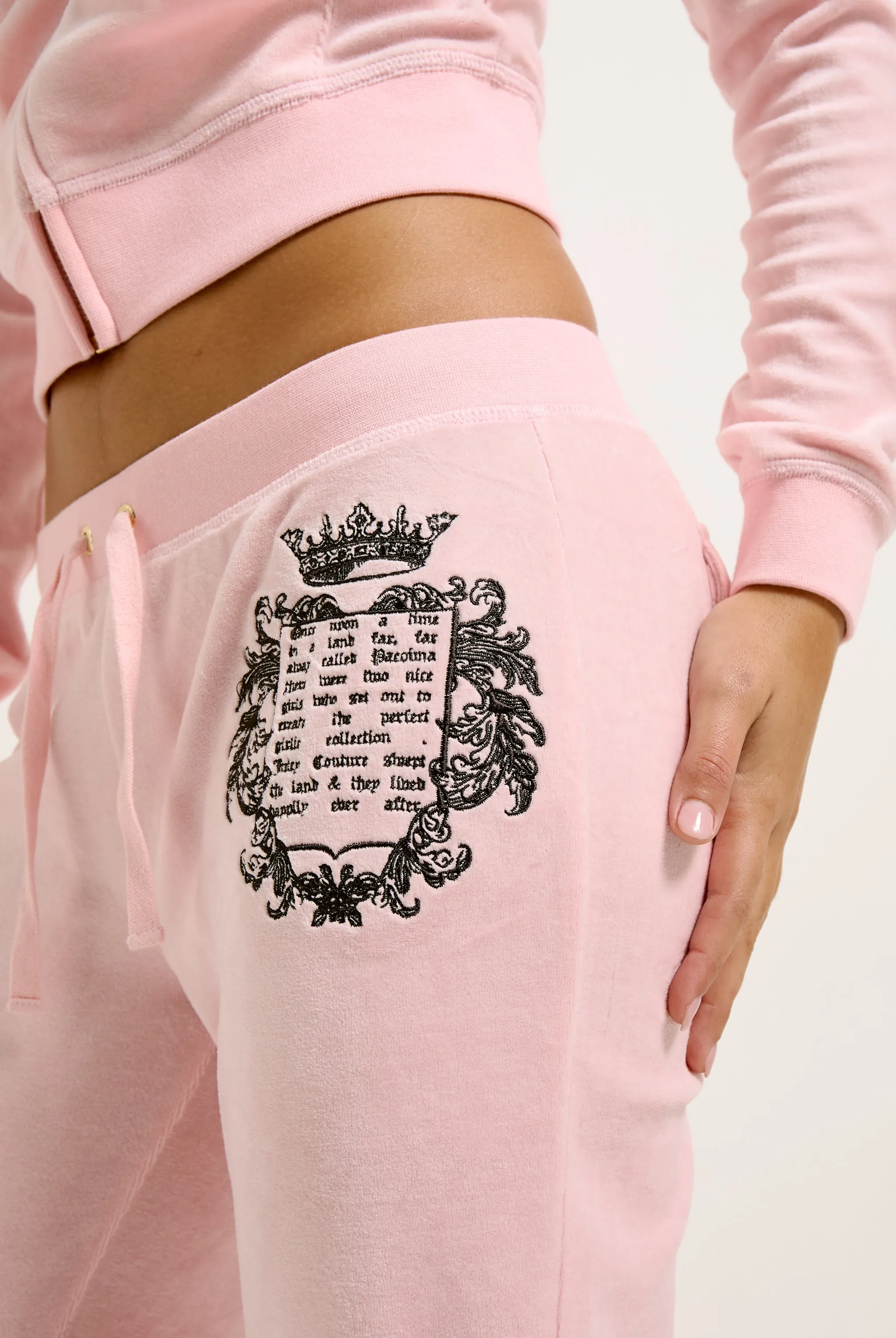 JUICY PINK 'ONCE UPON A TIME' ULTRA LOW RISE BAMBOO VELOUR HERITAGE POCKETED BOTTOMS