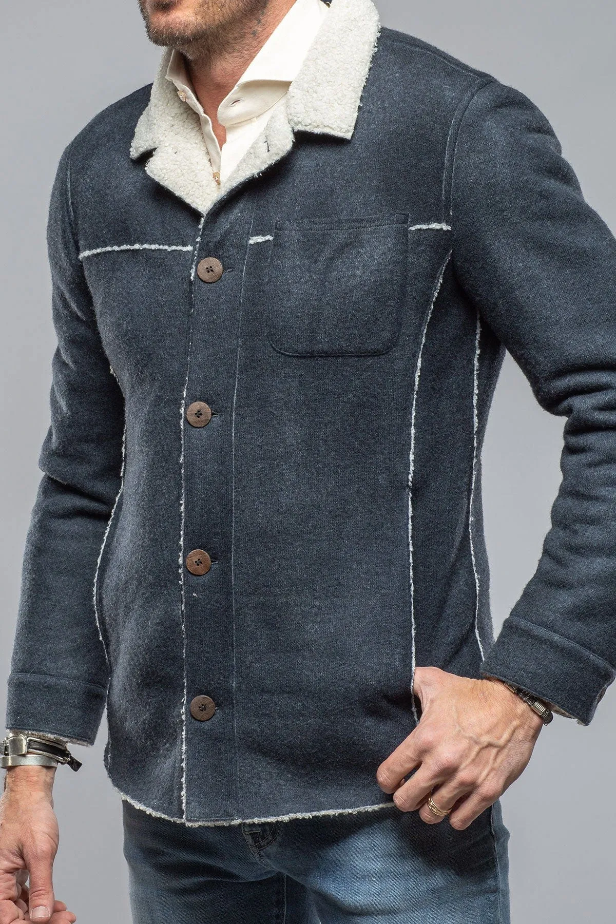 Kalispell Sherpa Shirt Jacket In Navy