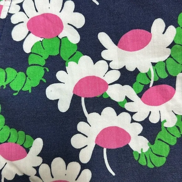 Lilly Pulitzer Callahan Shorts Size 2 Yum Yum Caterpillar Novelty Floral Bold