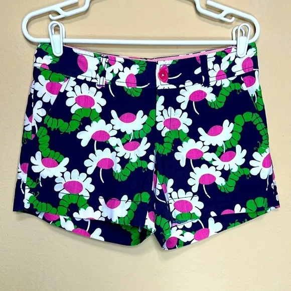 Lilly Pulitzer Callahan Shorts Size 2 Yum Yum Caterpillar Novelty Floral Bold