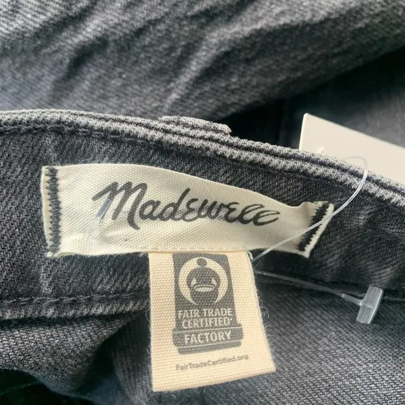 Madewell | Washed Black The Curvy Perfect Vintage Jean Lunar Wash Size 26/4