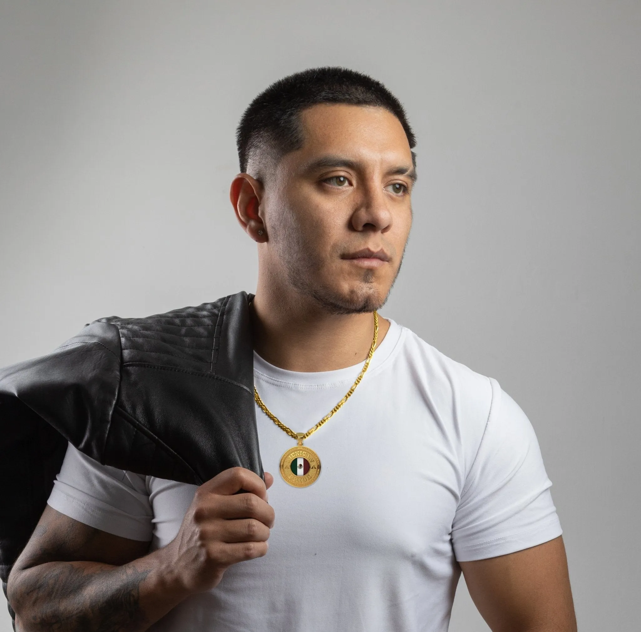 Men's 14k Yellow Gold Mexican Pride Pendant Necklace, 33mm