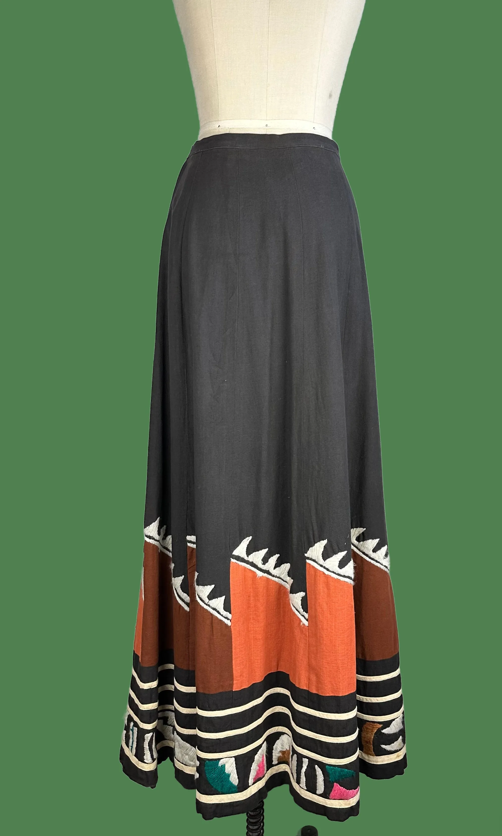 MEXICAN HERITAGE 70s Vintage Maxi Skirt • Small