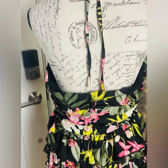 Nicole Miller Ruffled Tropical Floral Halter Neckline Resortwear Mini Dress 12
