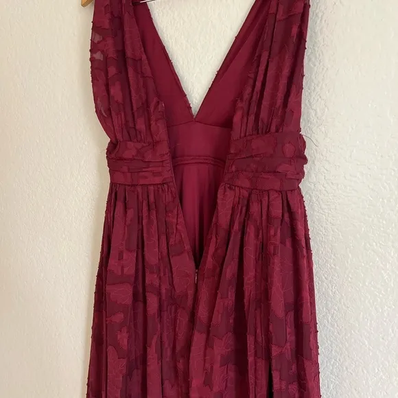 NWOT Sweet Sophistication Burgundy Burnout Floral Maxi Dress
