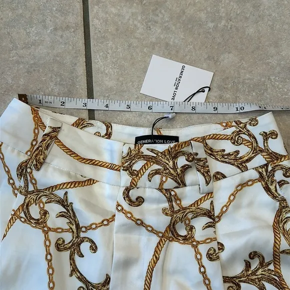 NWT Generation Love Sena Chain Satin Shorts size 00