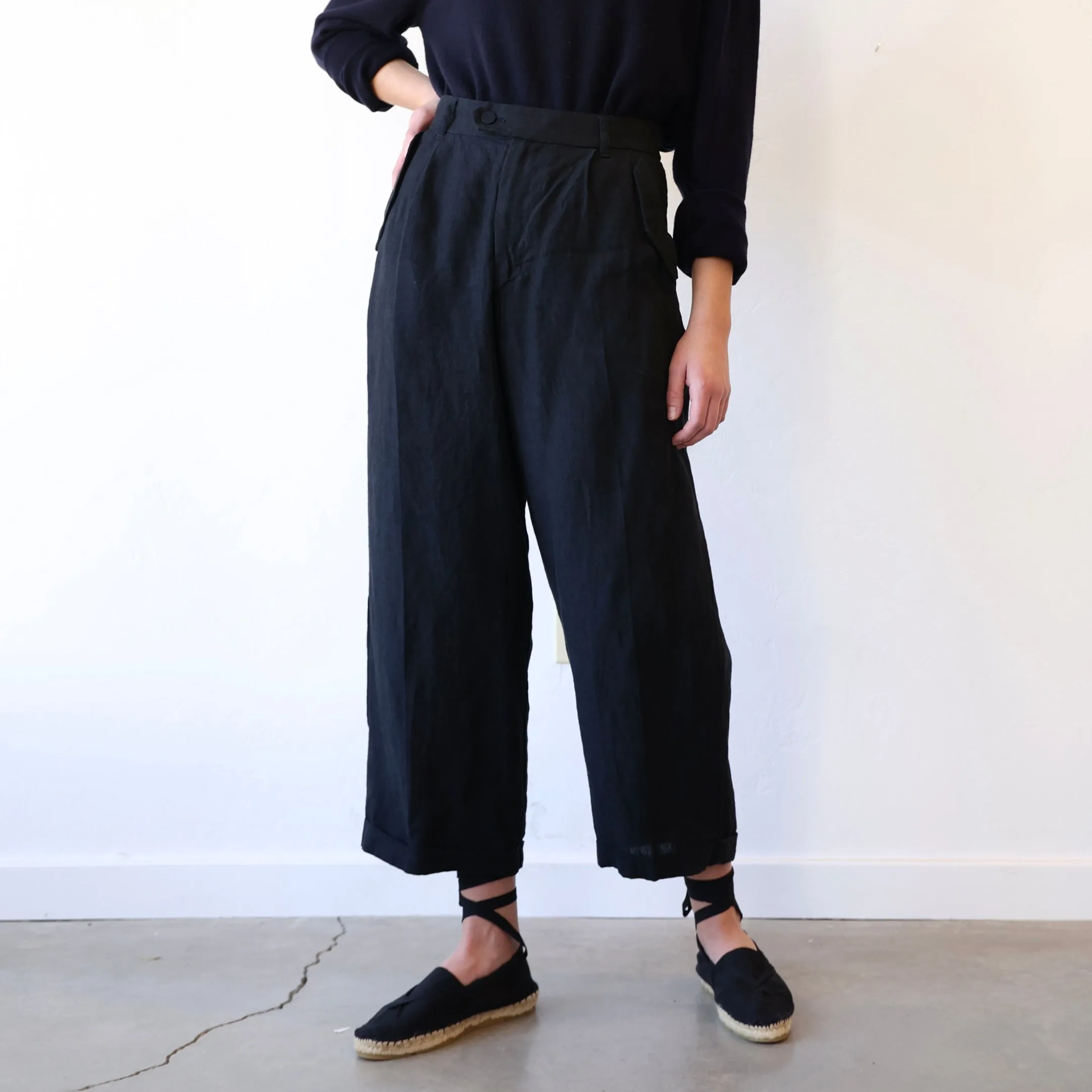 Pas de Calais Center Crease Pants - Midnight
