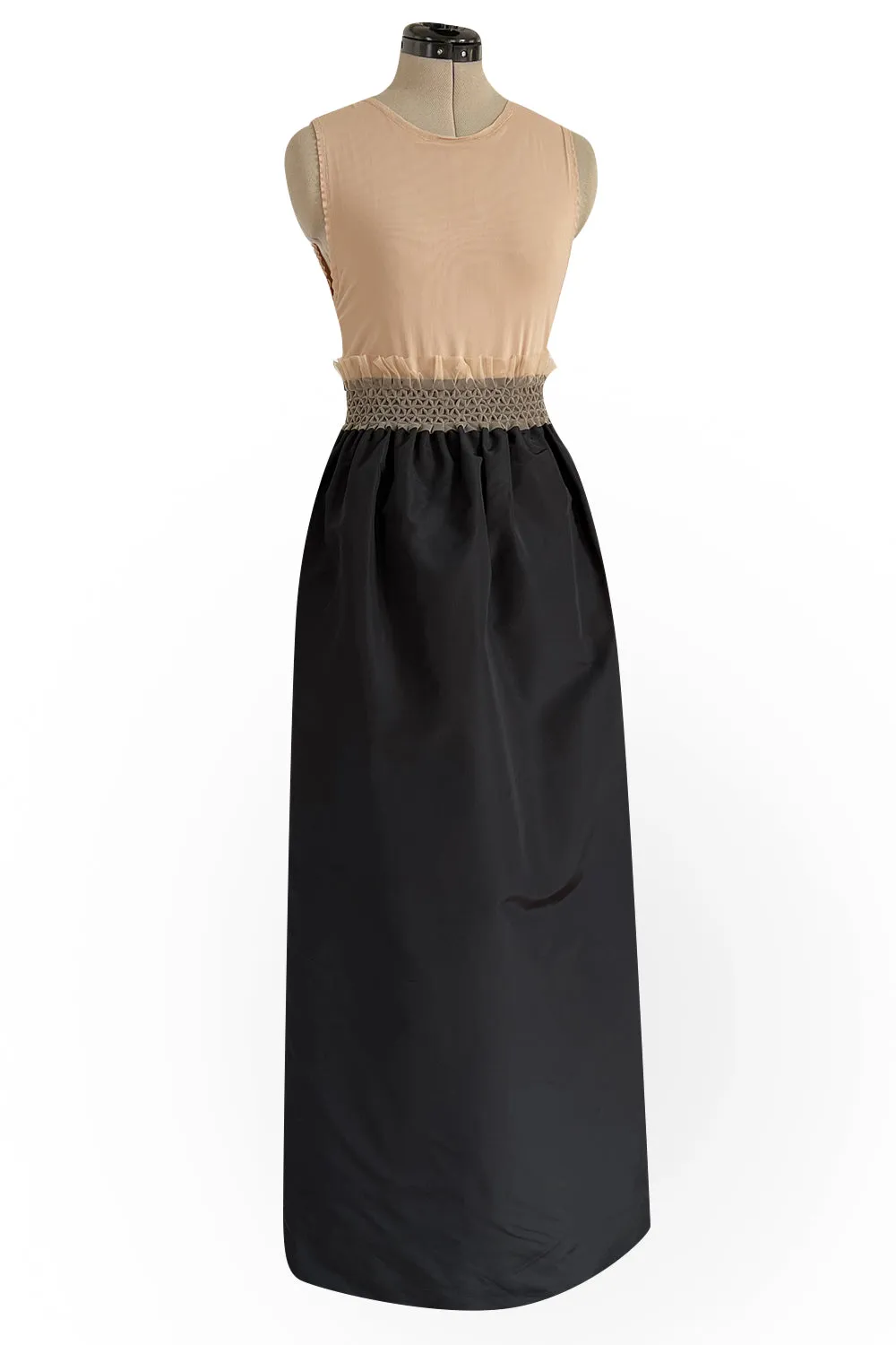 Prettiest 1998 Isaac Mizrahi Sleeveless Top & Black Silk & Silk Chiffon Taffeta Skirt Set