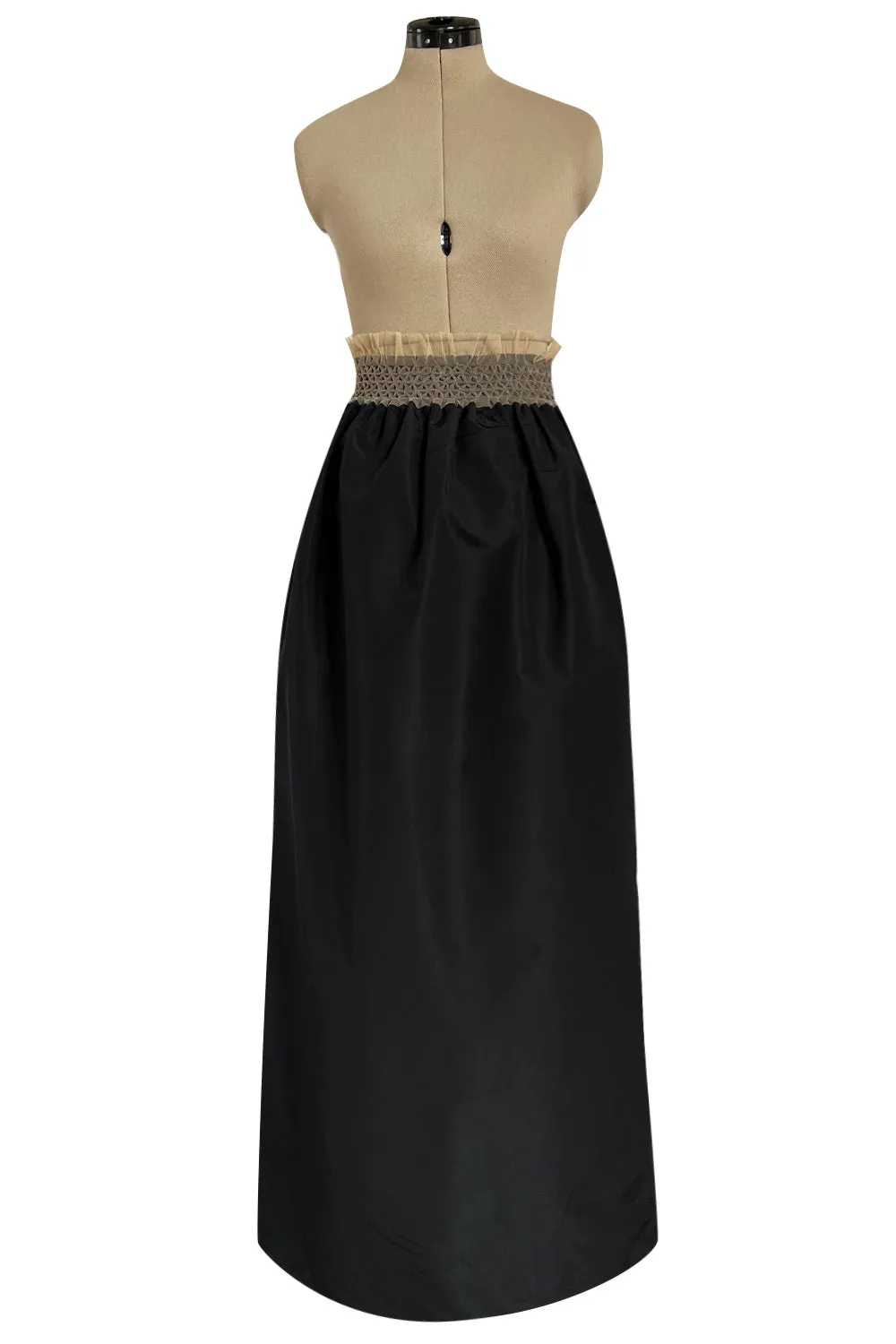 Prettiest 1998 Isaac Mizrahi Sleeveless Top & Black Silk & Silk Chiffon Taffeta Skirt Set