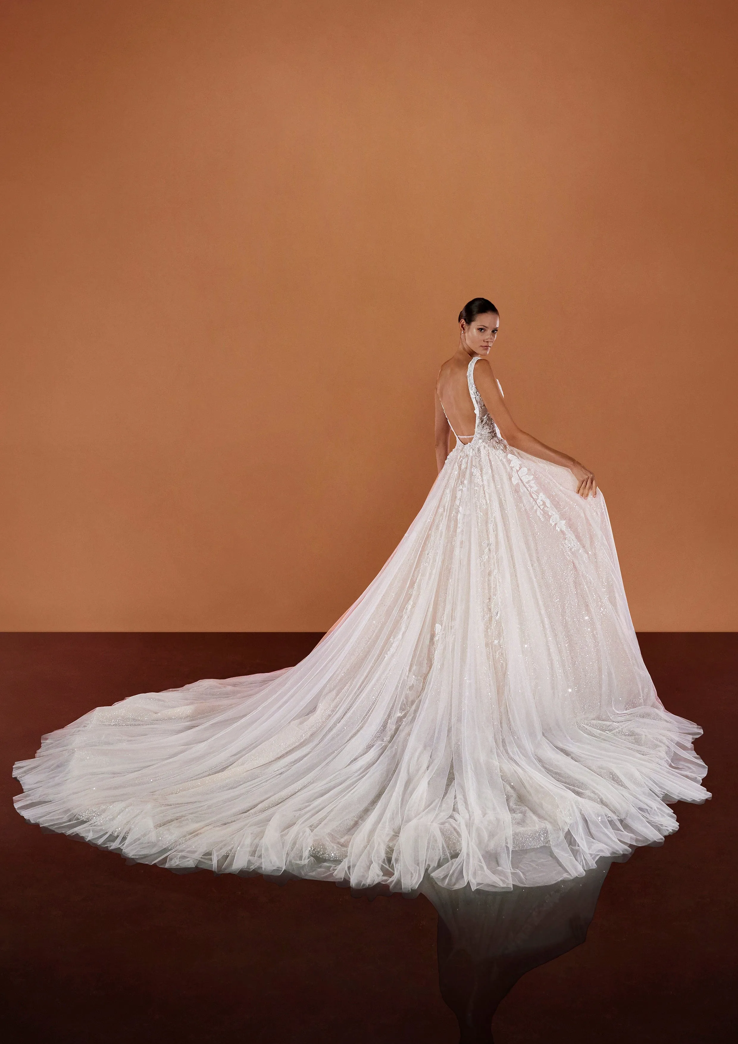 Pronovias Privee: Sai