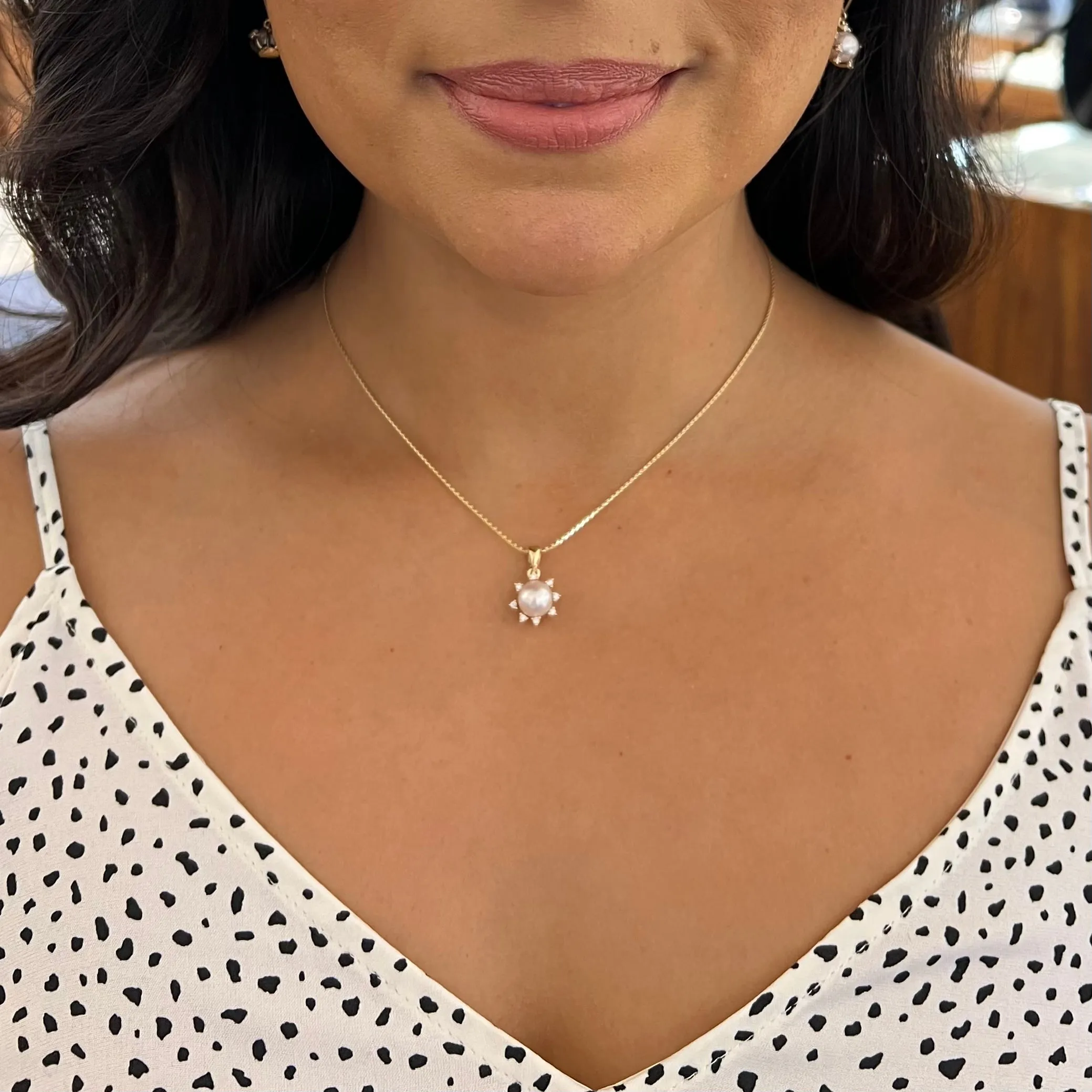 Protea Akoya White Pearl Pendant in Gold with Diamonds - 8mm