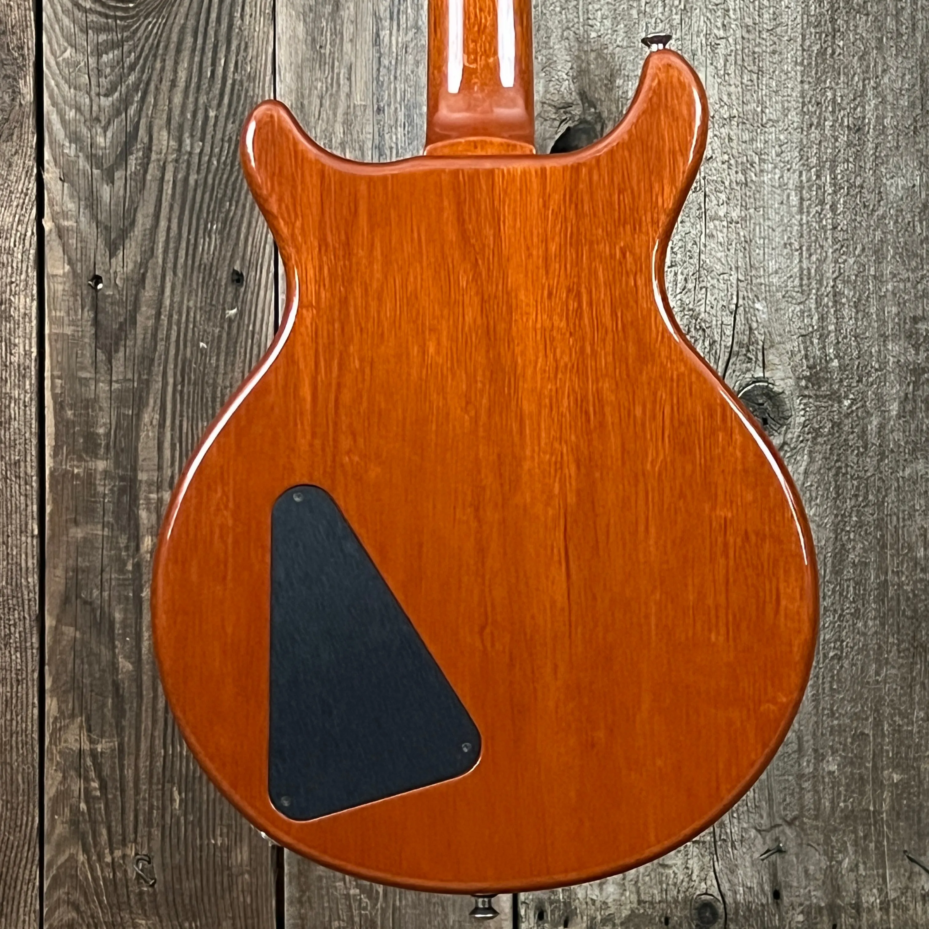 SOLD - Hamer Artist Custom 2004 Amber