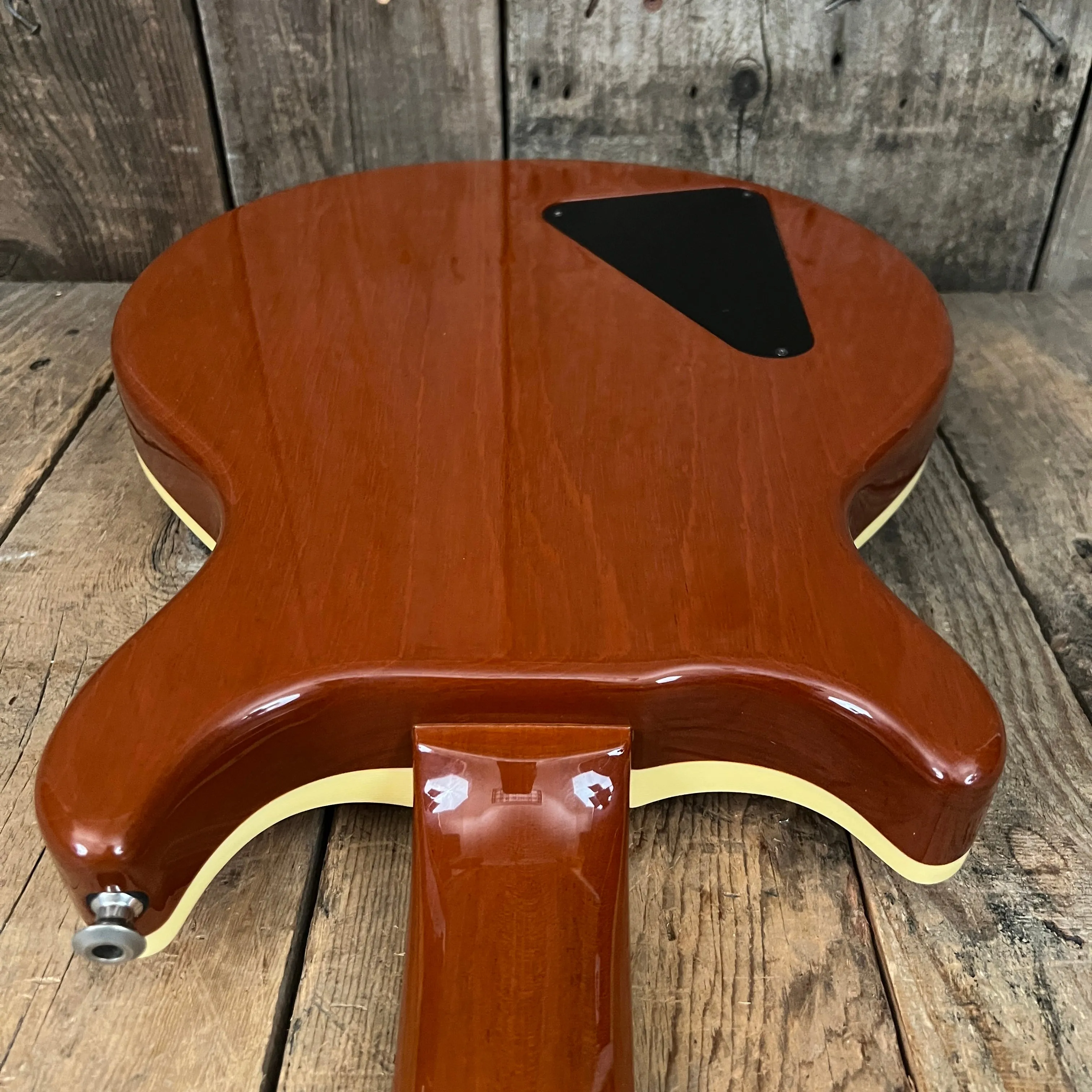 SOLD - Hamer Artist Custom 2004 Amber