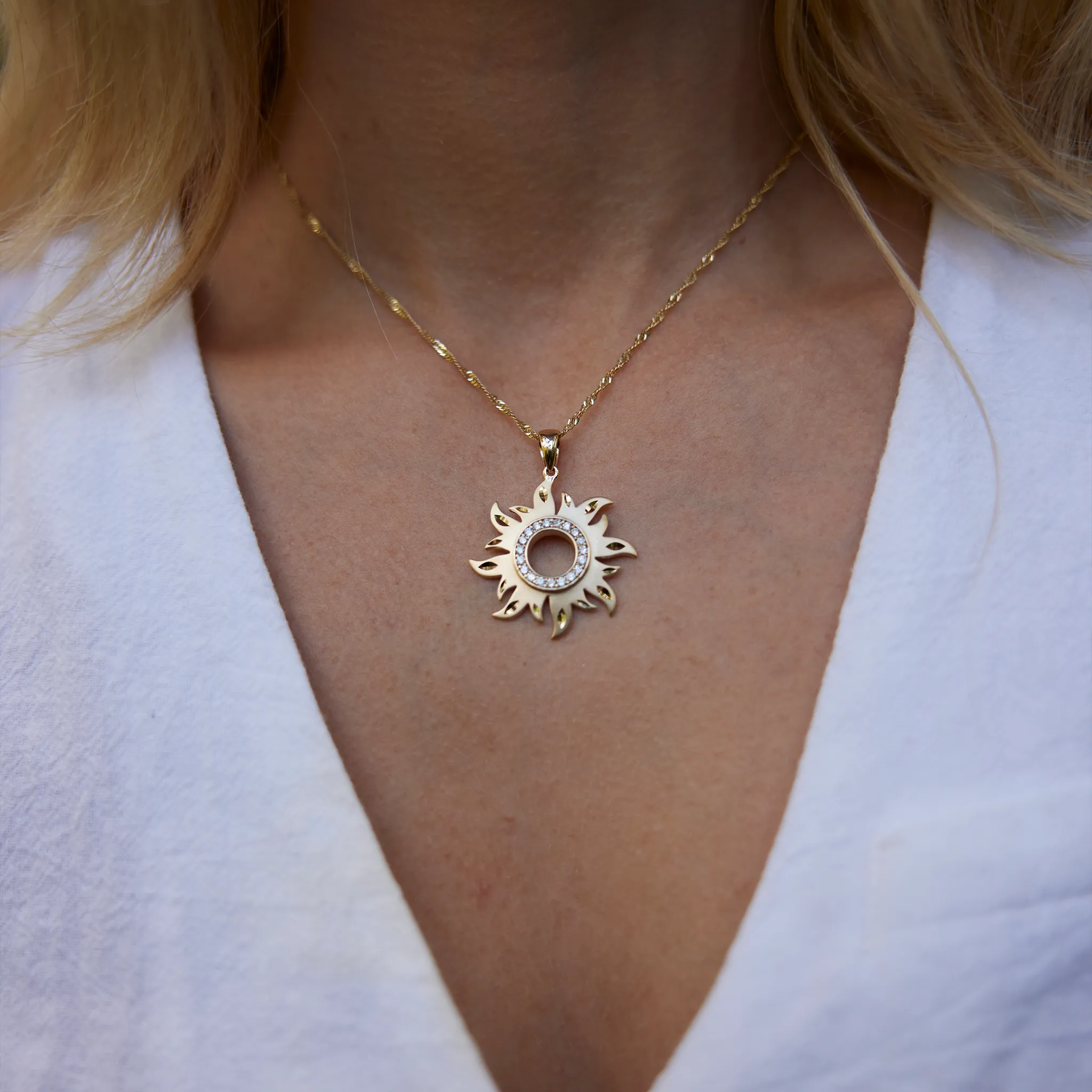 Sun Pendant in Gold with Diamonds - 29mm