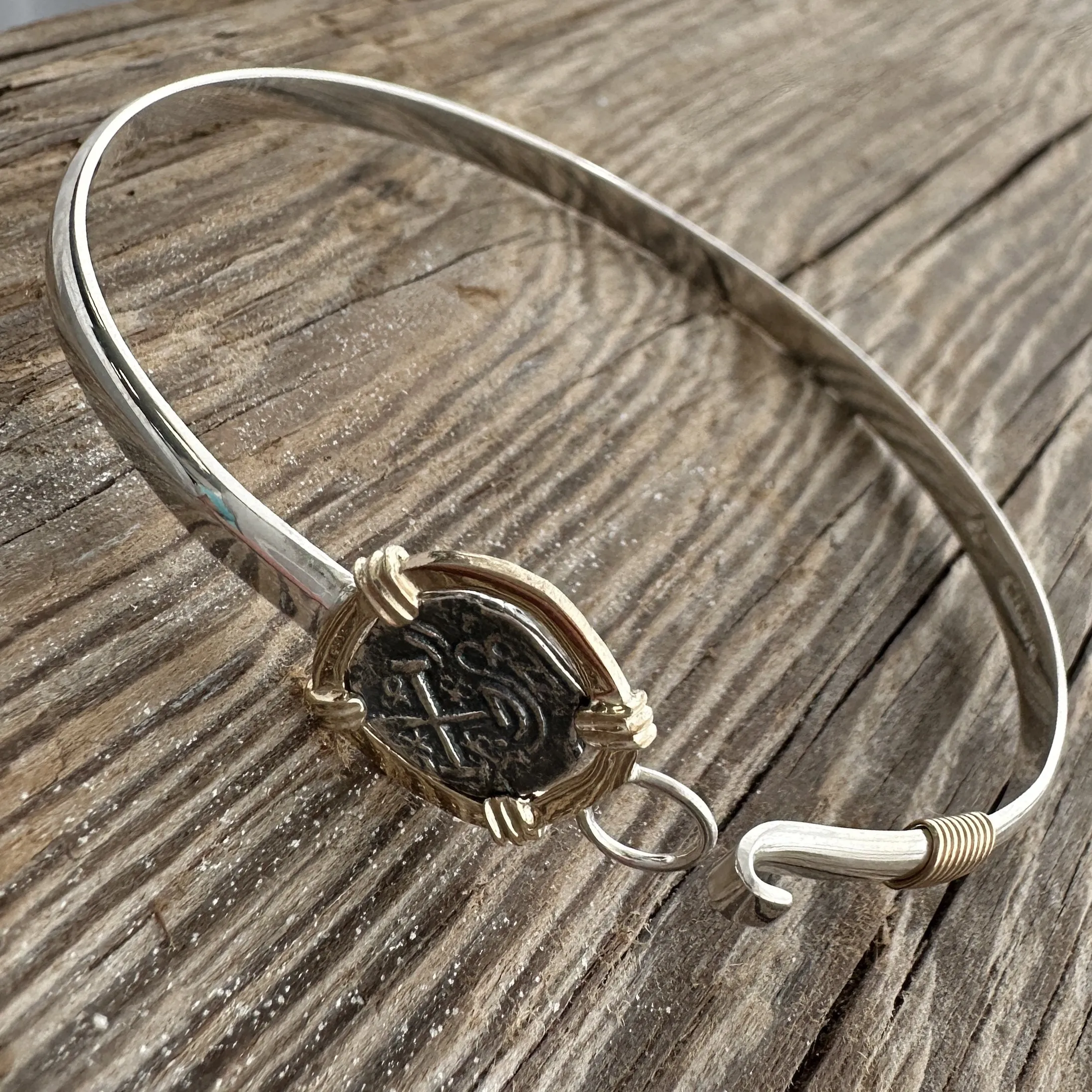 Tales of the ATOCHA - Atocha re-creation bracelet in 14K gold and sterling silver mount