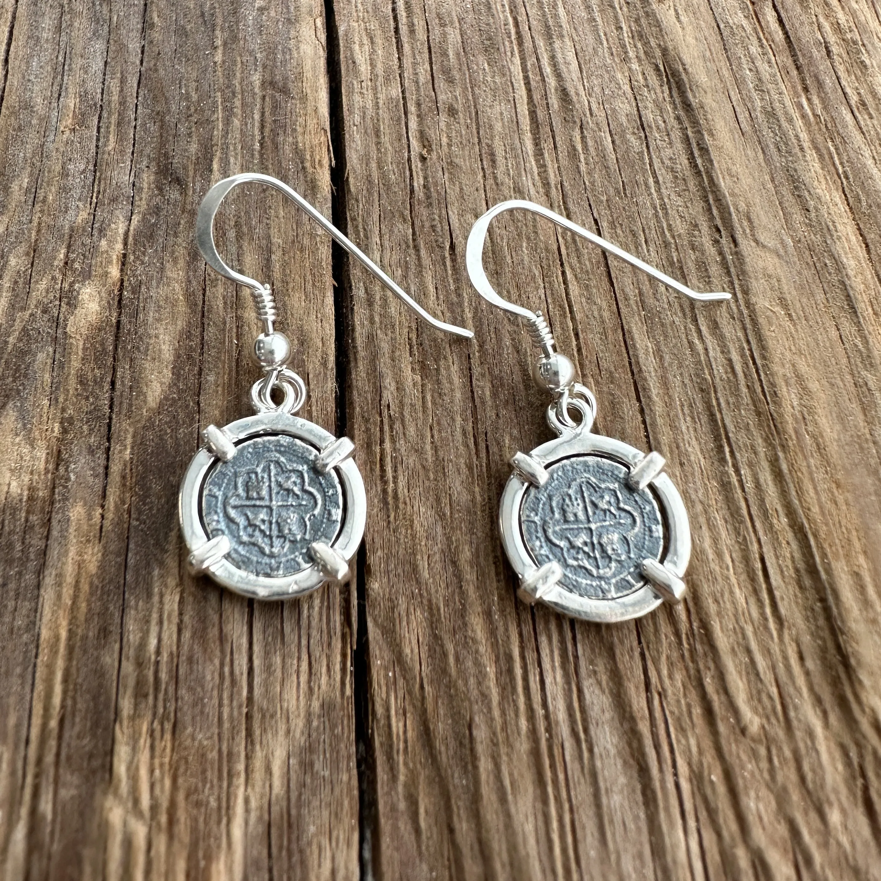 Tales of the ATOCHA - Atocha re-creation mini earrings in Sterling Silver Mount