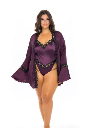 Thea Embroidered Short Robe
