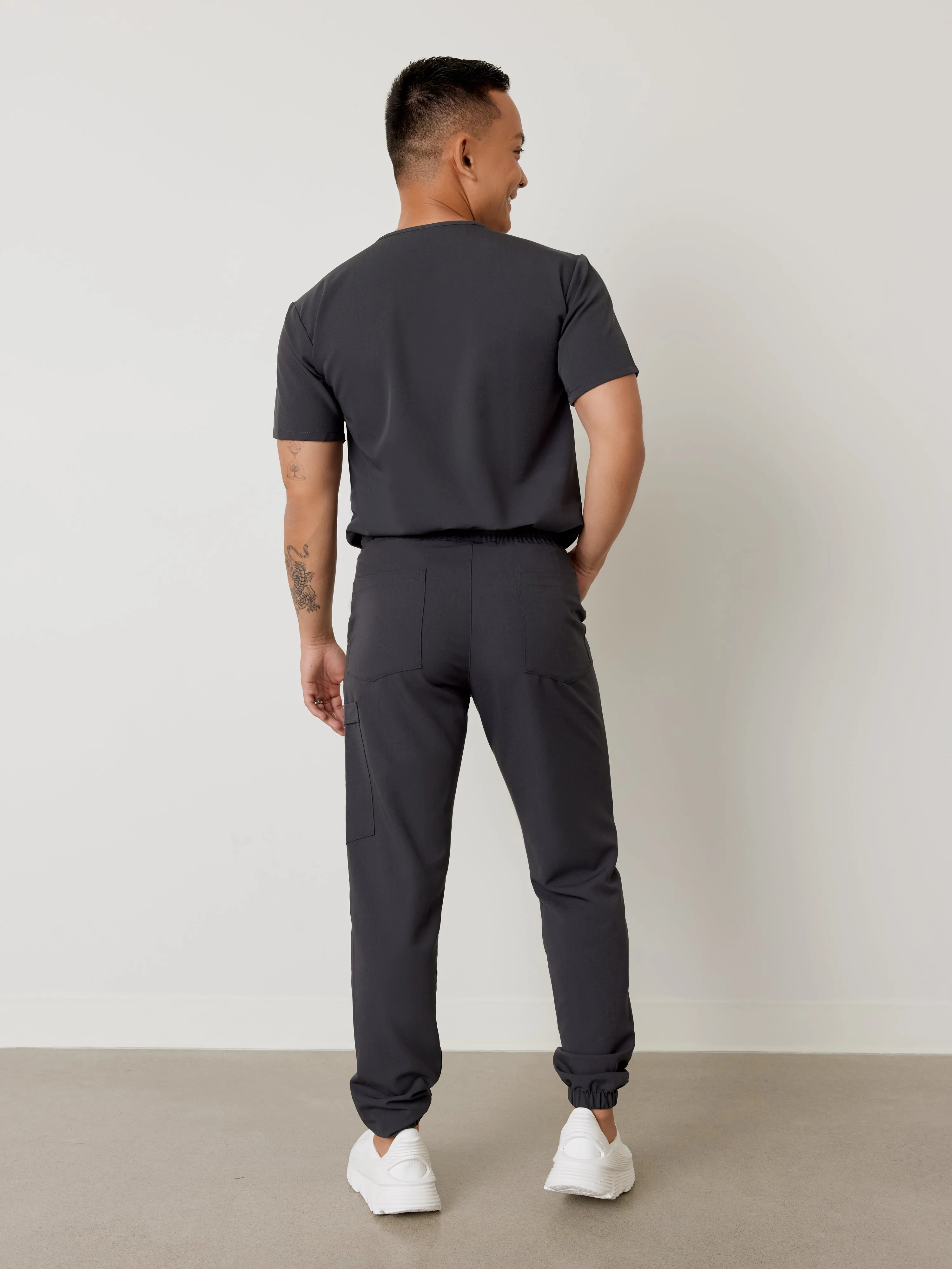 WILLIAM RE-GARDE™ - CHARBON - Men's Jogger Pants - SILVADUR™||WILLIAM RE-GARDE™ - CHARBON - Pantalon Jogger - SILVADUR™