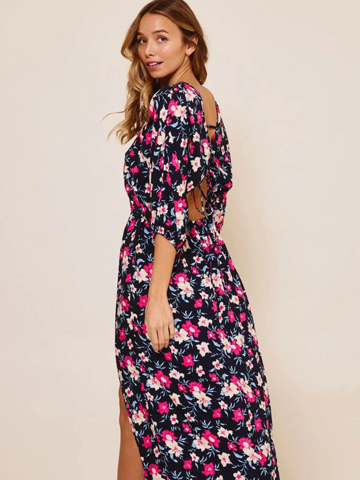 WOMEN'S 3/4 SLEEVE OPEN BACK FLORAL MAXI DRESS
