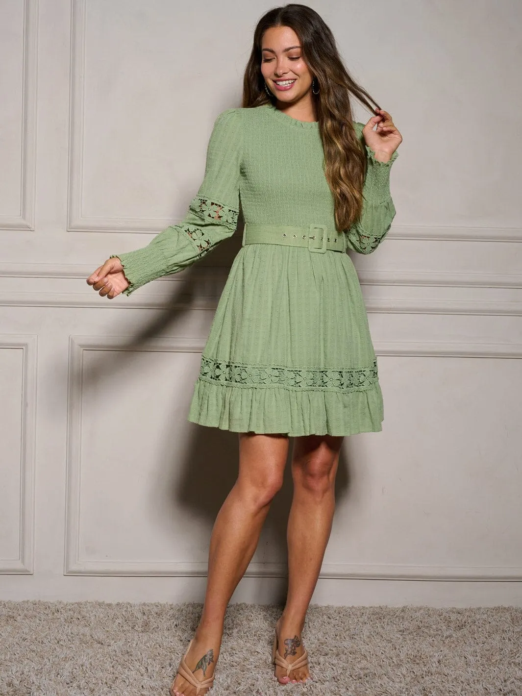WOMEN'S LONG SLEEVE BELTED TIERED SMOCK SWISS DOTS MINI DRESS